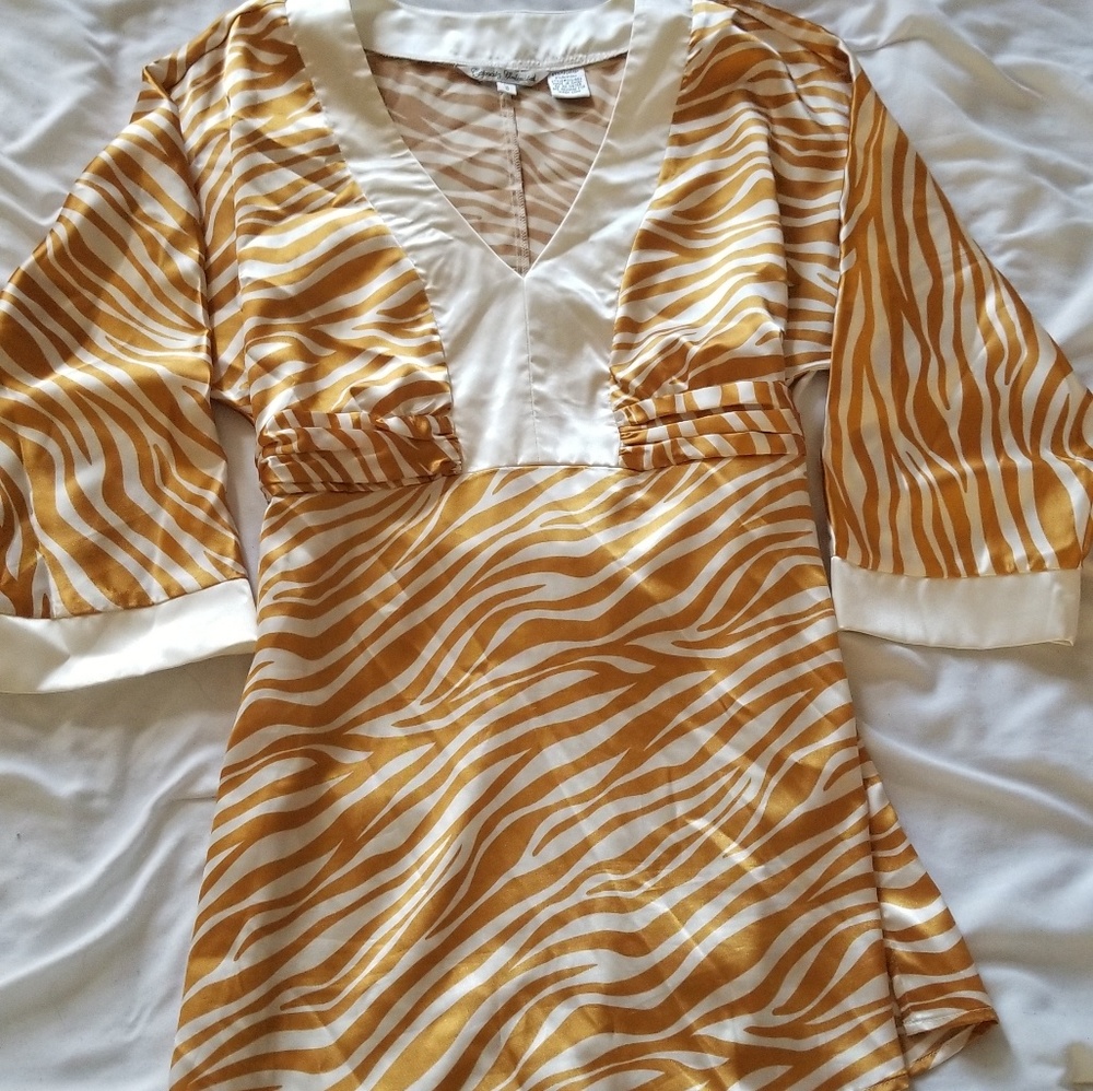 Women's dress